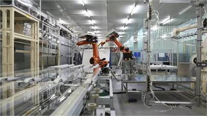 彩虹“G7.5 TFT-LCD基板玻璃關(guān)鍵工藝技術(shù)研發(fā)及產(chǎn)業(yè)化”項(xiàng)目通過成果鑒定，推動國產(chǎn)顯示技術(shù)突破